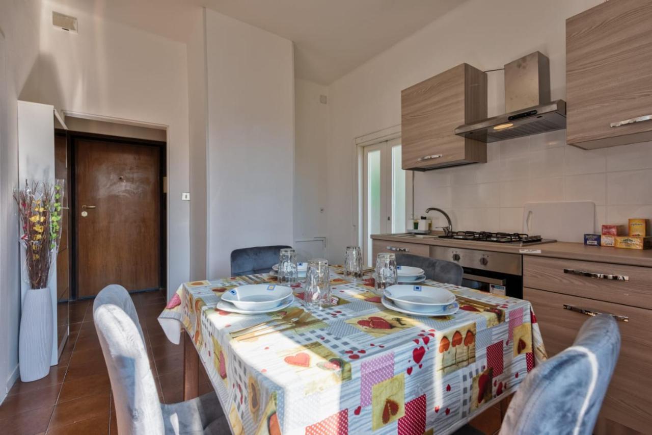 Venice Vacation Apartment Two Bedrooms マルゲーラ エクステリア 写真